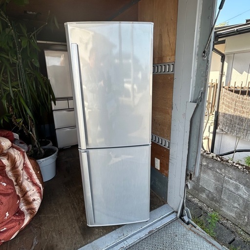 冷蔵庫譲ります（交渉可能） 綺麗な冷蔵庫 (2024) 鏡石のキッチン家電《冷蔵庫》の中古あげます