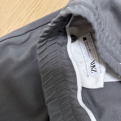 ZARA メンズボトムス　チャコールグレー　Mの画像