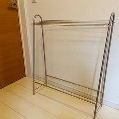 タオル掛けラックの画像