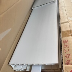 LIXIL R-1510P-24/W アルミ建築資材 の画像