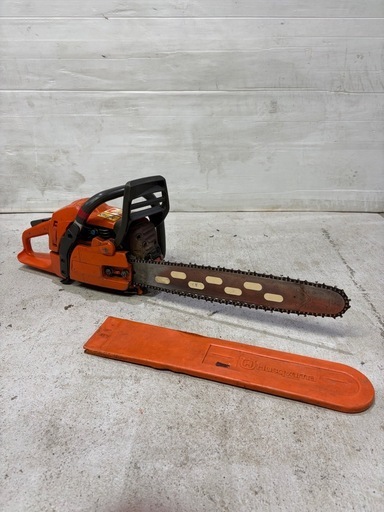 ⑰北海道旭川市直接取引歓迎 ジャンク 現状品 Husqvarna ハスクバーナー エンジンチェンソー 357XPG 動作未確認 56c