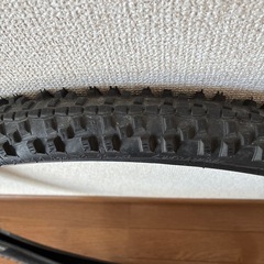 自転車　ブロックタイヤの画像