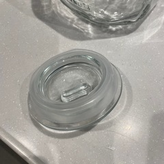ガラスの容器の画像