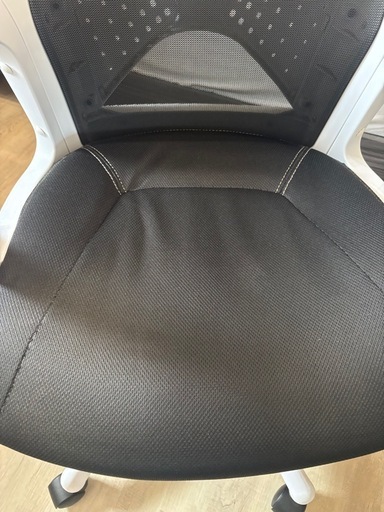 美品 ゲーミングチェア