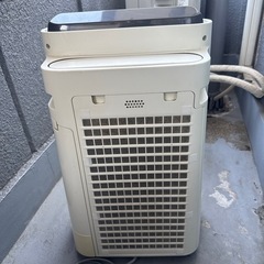 0円・無料】シャープ 加湿空気清浄機（空気清浄機能のみ動作・加湿NG）ジャンク扱い・直接引き取り限定の画像