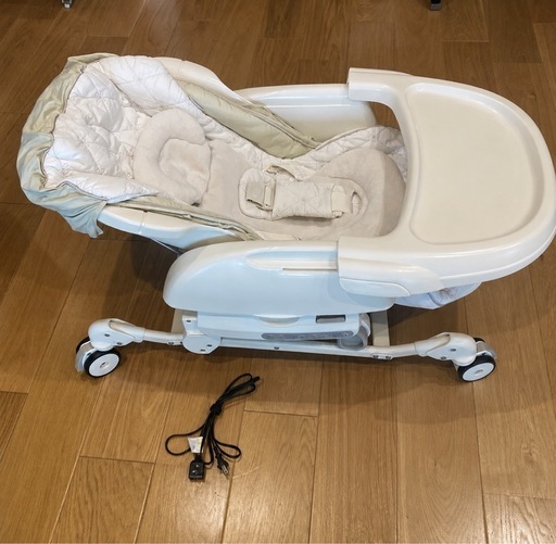 美品 Combi CWL ネムリラ AT ホワイトレーベル 電動 ハイローチェア Combi ネムリラ AT ホワイトレーベル 電動 ハイローチェア (n.) 中判田