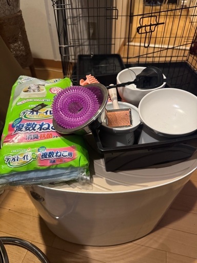 大型猫ケージ 付属品たくさん すぐ使えます?