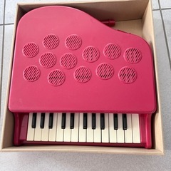 カワイミニピアノの画像