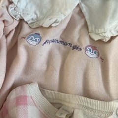 女の子　春、秋、冬服80〜90の画像