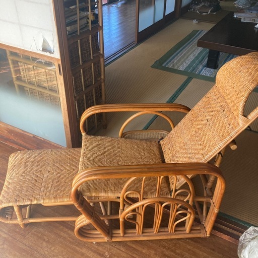 ラタンリクライニング (h S) 伊賀屋の椅子《ロッキングチェア》の中古
