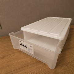 NITORI 押入れクリアケース 74cm x 39cm x 18cmの画像