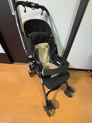 コンビ　ベビーカー