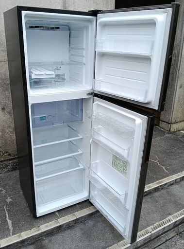 シャープ　ノンフロン冷凍冷蔵庫（230L）
