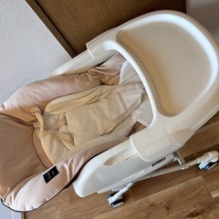 Combi  ハイローチェアの画像