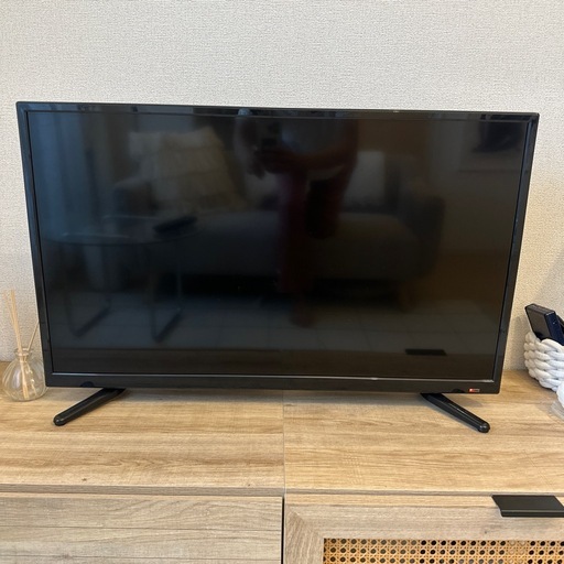 テレビ32型26日〜28日引き取り日希望 (あん) 伊丹のテレビ《液晶テレビ
