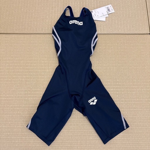 水泳 新品！すぐ使える！arena水着