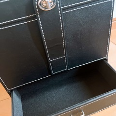 コスメ収納ボックスの画像