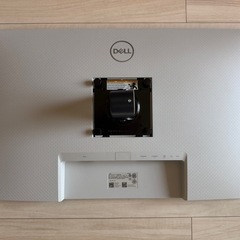 DELL 27インチモニター+モニターアームの画像
