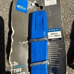 TOPEAKのコンパクトなサイクルスタンドとSCHWALBEのタイヤレバーセット！！クロスバイクやロードバイクに！！の画像