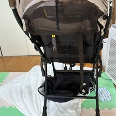 アップリカ　ベビーカー　B型　マジカルエアーフリーの画像