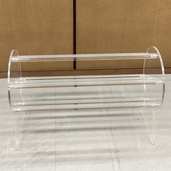 カチューシャアクリル台の画像