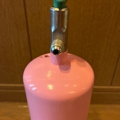 金属の容器の画像
