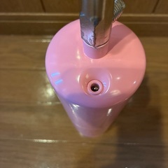 金属の容器の画像