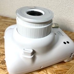 instax mini11 チェキ インスタックス ミニ11 ホワイト ケース付の画像