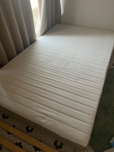 IKEA セミダブルベッド（すのこ・マットレスセット」