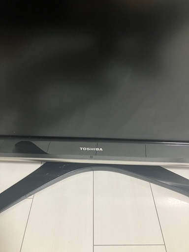 東芝　REGZA 37型液晶テレビ
