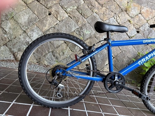 子供用自転車　GRAPHIS 22インチ