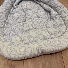 エルゴ　インサート　新生児用　シミありの画像