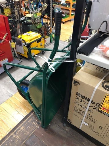 【店頭お渡し限定】(26-5-19)未使用品　一輪車