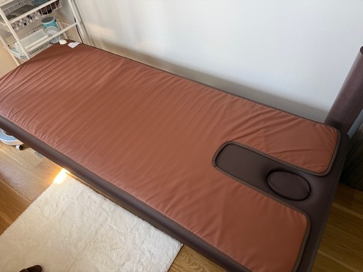 【電動昇降式 施術ベッドセット】温熱シート、ベッドカバー付き／サロン使用