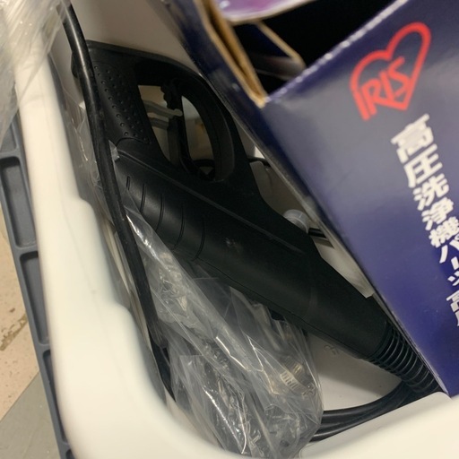 高圧洗浄機　ホース付　IRISOHYAMA SBT-412
