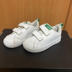 adidasスニーカー　15cm　の画像