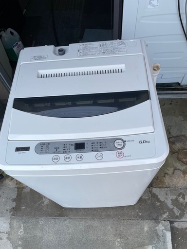 北九州市内配送無料　保証付き YWMT60G1　ヤマダ電機オリジナル　全自動電気洗濯機　(6kg)