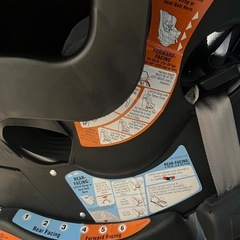 チャイルドシートGraco Extend2Fit Platinum Convertible Car Seatの画像