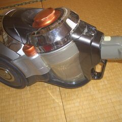 SHARP　サイクロン式掃除機　中古の画像