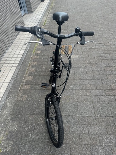 20インチ　外装6段変速　軽量アルミフレーム折り畳み自転車　ブラック