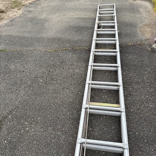 ナカオ製の2連伸縮梯子