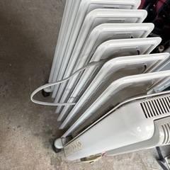 デロンギ　オイルヒーター H290912ECFの画像