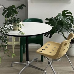 美品 韓国 ラウンド 円形 テーブル チーズ イエロー 椅子 セット の画像