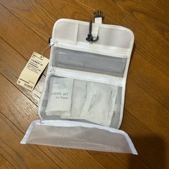 吊るせるケースの画像