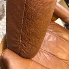 EKORNES ストレスレスチェア リクライニングチェア レザー アンティーク 1人掛け足置き台付きキャメルの画像