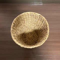 (期限6/8月まで)無印の籠ゴミ箱の画像