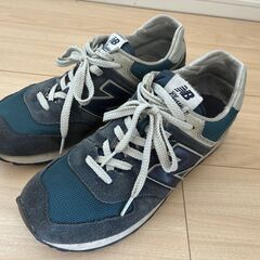 ニューバランス　スニーカーの画像