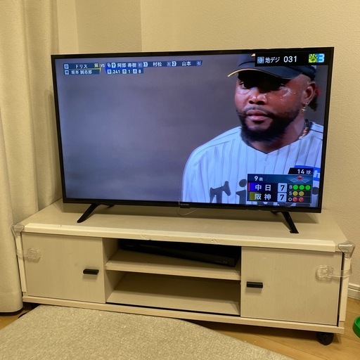 テレビ、テレビ台