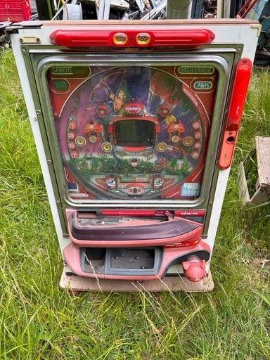 パチンコ実機　ジャンク　フィーバーパワフル3 三共　レトロ
