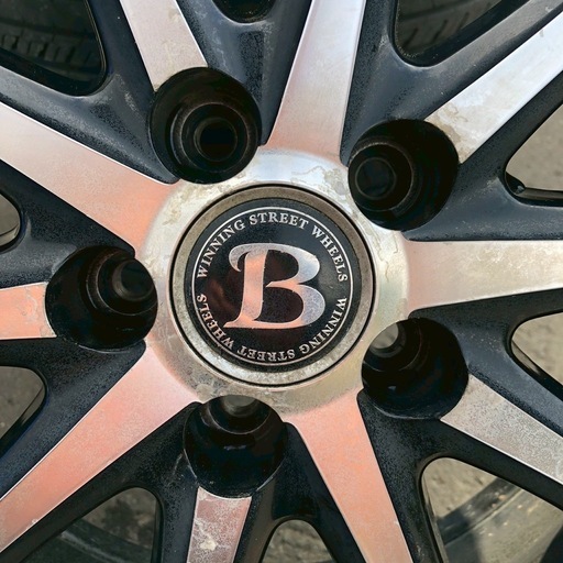 【バリ山・25年製】17インチ アルミホイール＆タイヤ4本セット 215/45R17 PCD100 5穴 7J（WINNING STR